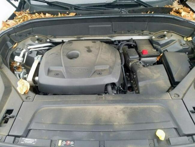 Volvo XC 90 2016, 2.0L, 4x4, uzkodzony bok