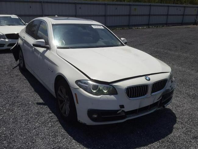 BMW 528 2016, 2.0L, lekko uszkodzony przód i tył