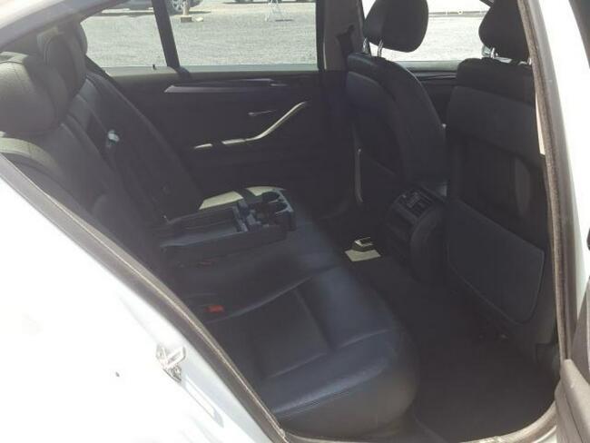 BMW 528 2016, 2.0L, lekko uszkodzony przód i tył