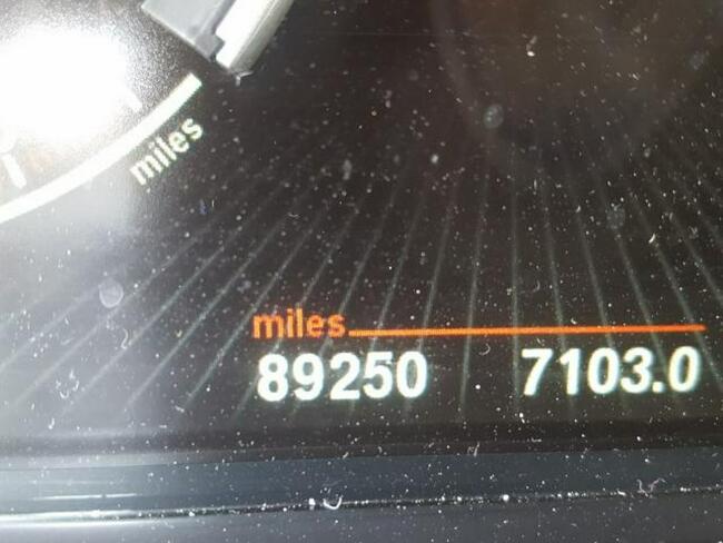 BMW 528 2016, 2.0L, lekko uszkodzony przód i tył