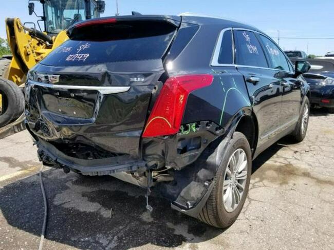 Cadillac XT5 2019, 3.6L, Luxury, 4x4, uszkodzony tył