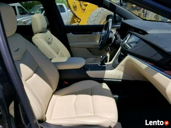 Cadillac XT5 2019, 3.6L, Luxury, 4x4, uszkodzony tył
