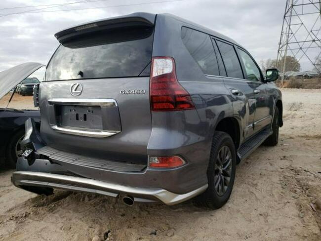 Lexus GX470 GX460, 2017, 4.6L, 4x4, uszkodzony tył