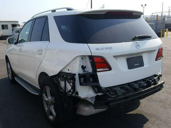 Mercedes GLE 350 2017, 3.5L, uszkodzony tył