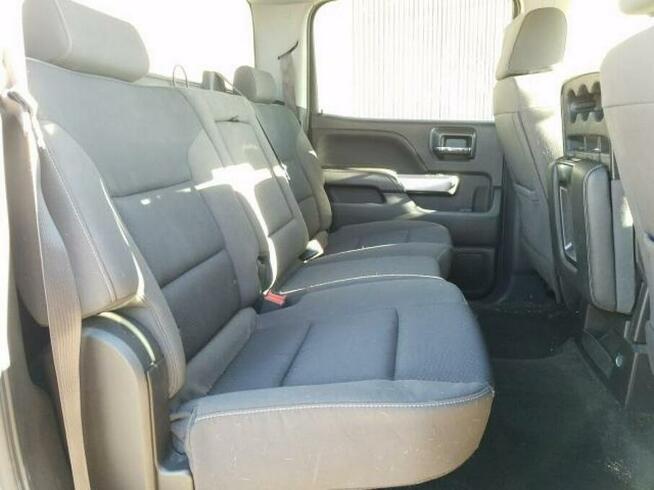 Chevrolet Silverado 2017, 5.3L, K1500 LT, 4x4, po gradobiciu