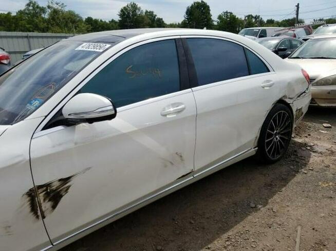 Mercedes S 550 2015, 4.6L, uszkodzony bok