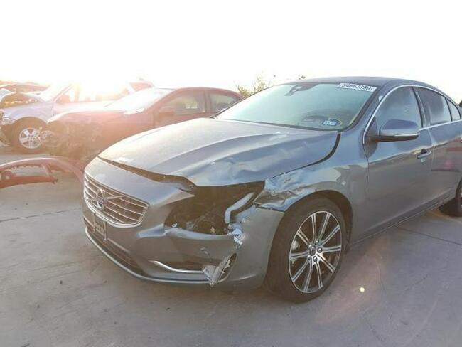 Volvo S60 2018, 2.0L, Premier, uszkodzony przód