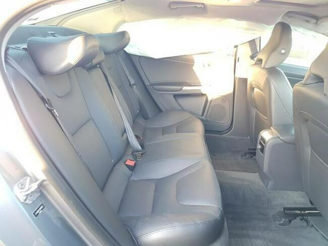 Volvo S60 2018, 2.0L, Premier, uszkodzony przód