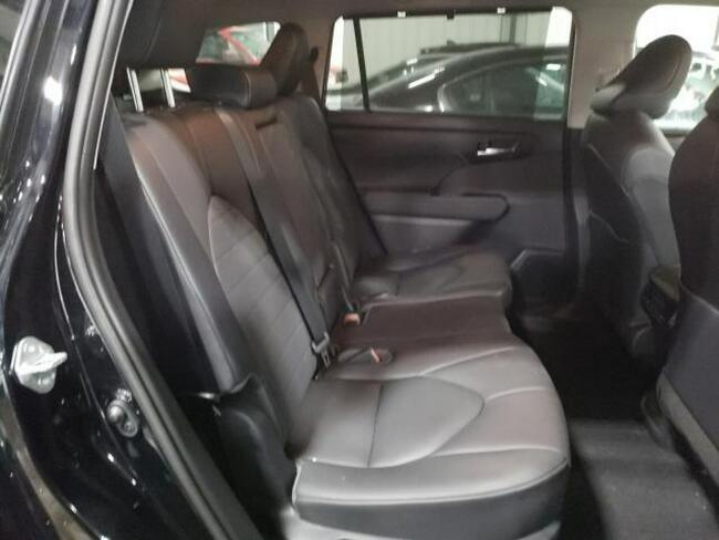 Toyota Highlander 2020, 3.5L, XLE, uszkodzony bok