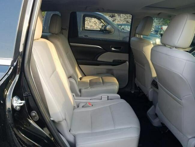 Toyota Highlander 2019, 3.5L, Limited, 4x4, porysowany lakier