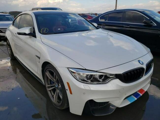 BMW M4 2015, 3.0L, uszkodzony tył