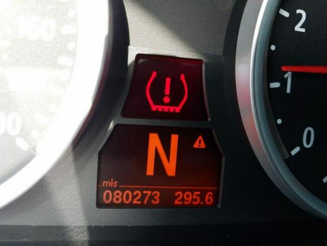 BMW M5 2010, 5.0L, porysowany lakier