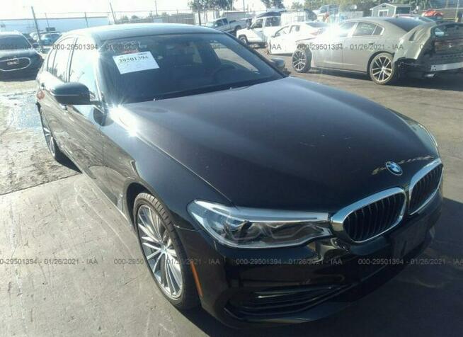 BMW 540 2017, 3.0L, uszkodzony tył