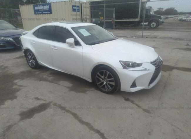 Lexus IS 2020, 2.0L, uszkodzony tył