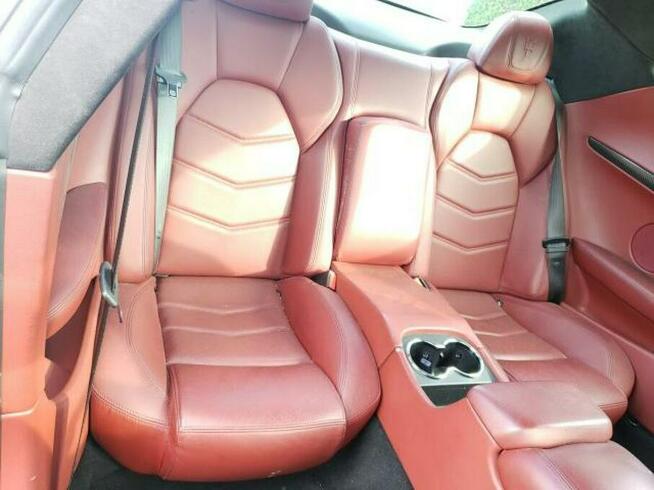 Maserati GranTurismo 2014, 4.7L, uszkodzony bok