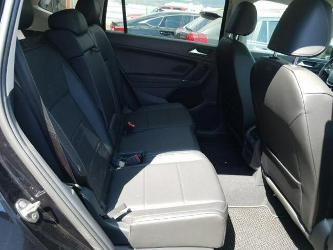 Volkswagen Tiguan 2018, 2.0L, 4x4, SE, po gradobiciu