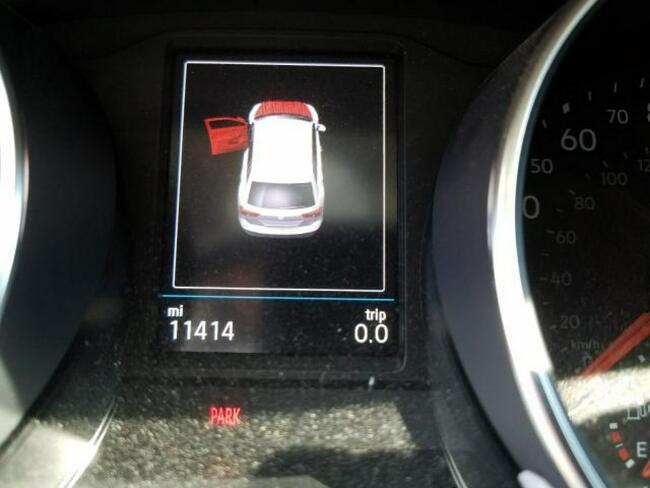 Volkswagen Tiguan 2018, 2.0L, 4x4, SE, po gradobiciu