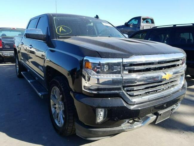 Chevrolet Silverado 2017, 5.3L, C1500, porysowany lakier