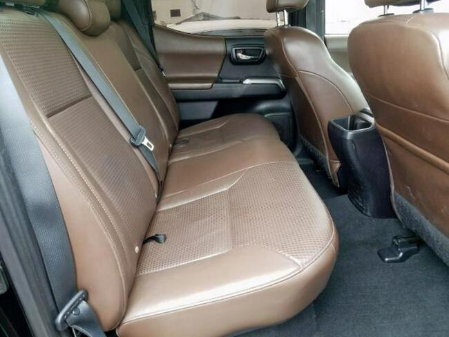 Toyota Tacoma 2016, 3.5L, Double Cab, porysowany lakier