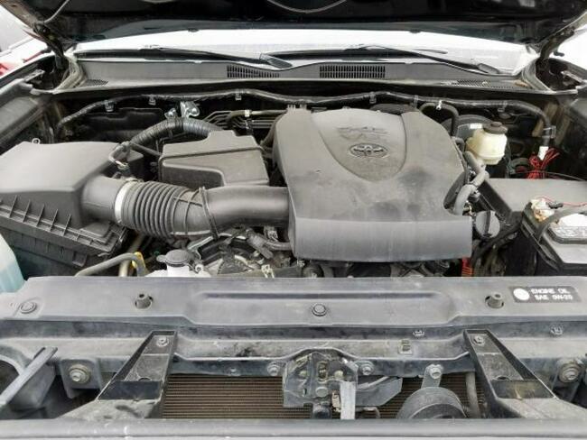 Toyota Tacoma 2016, 3.5L, Double Cab, porysowany lakier