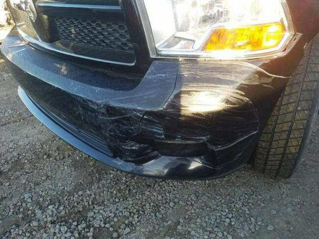 Dodge RAM 2012, 5.7L, 1500 ST, porysowany lakier