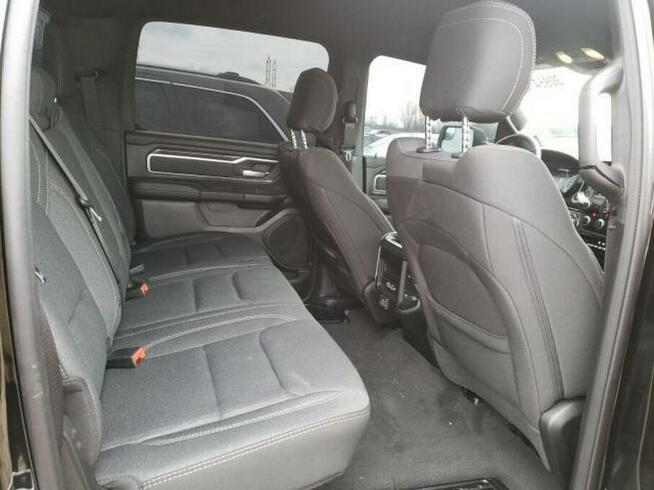 RAM 1500 2020, 5.7L, Big Horn, uszkodzony tył