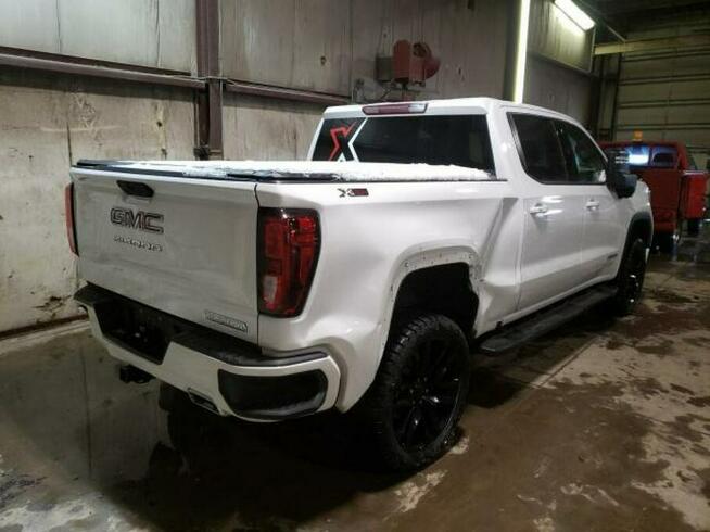 GMC Sierra 2020, 3.0L, ELEVATION, uszkodzony tył