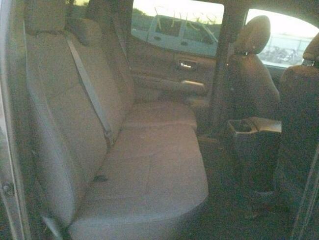 Toyota Tacoma 2016, 3.5L, Double Cab, po gradobiciu