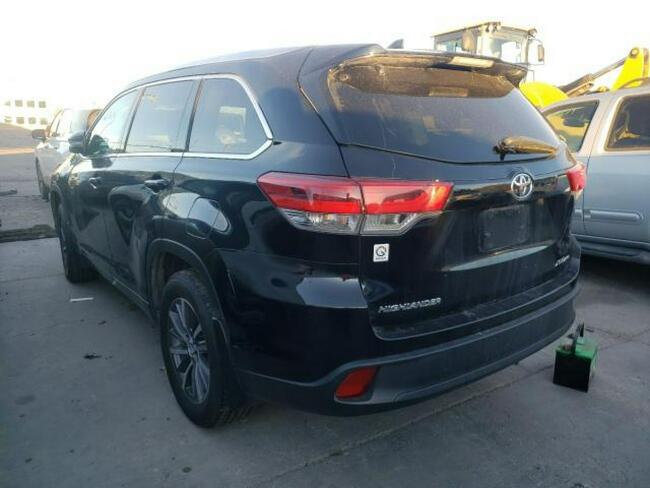 Toyota Highlander 2017, 3.5L, SE, 4x4, porysowany lakier