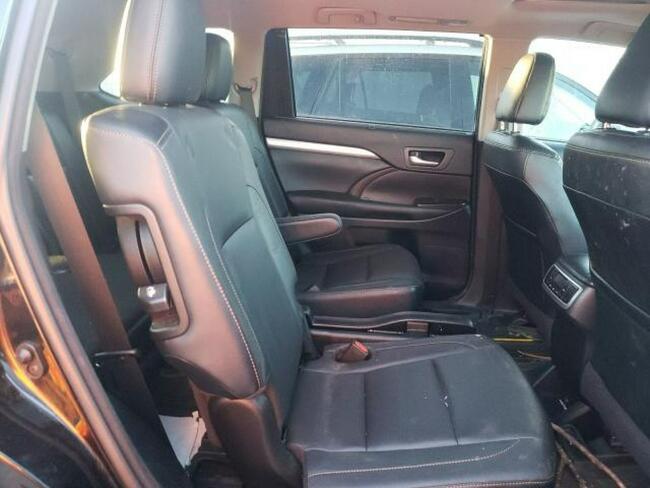 Toyota Highlander 2017, 3.5L, SE, 4x4, porysowany lakier