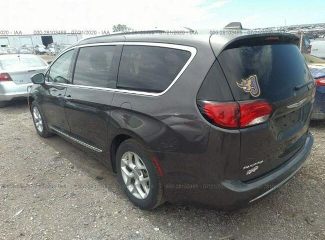 Chrysler Pacifica 2019, 3.6L, TOURING L, po gradobiciu