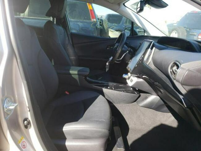 Toyota Prius PRIME, 2017, 1.8L, lekko uszkodzony przód