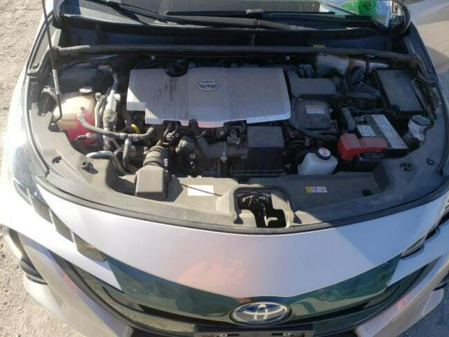 Toyota Prius PRIME, 2017, 1.8L, lekko uszkodzony przód