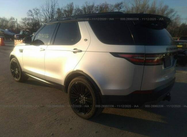 Land Rover Discovery 2017, 3.0L, 4x4, lekko uszkodzony bok
