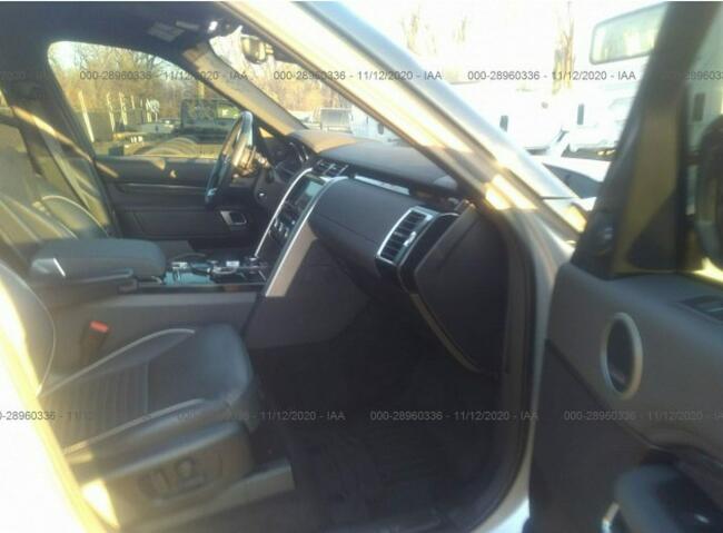 Land Rover Discovery 2017, 3.0L, 4x4, lekko uszkodzony bok