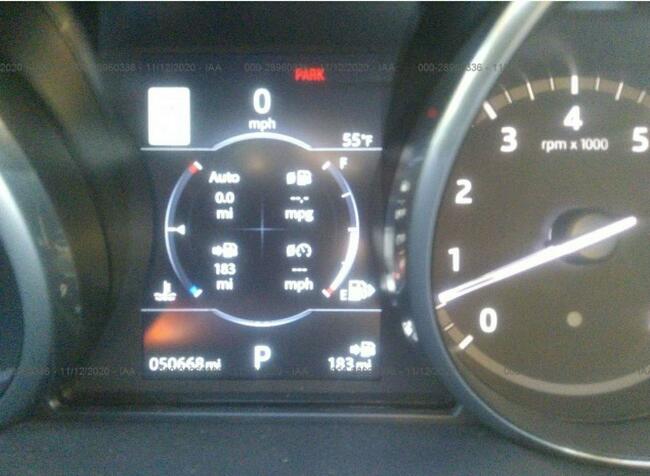 Land Rover Discovery 2017, 3.0L, 4x4, lekko uszkodzony bok