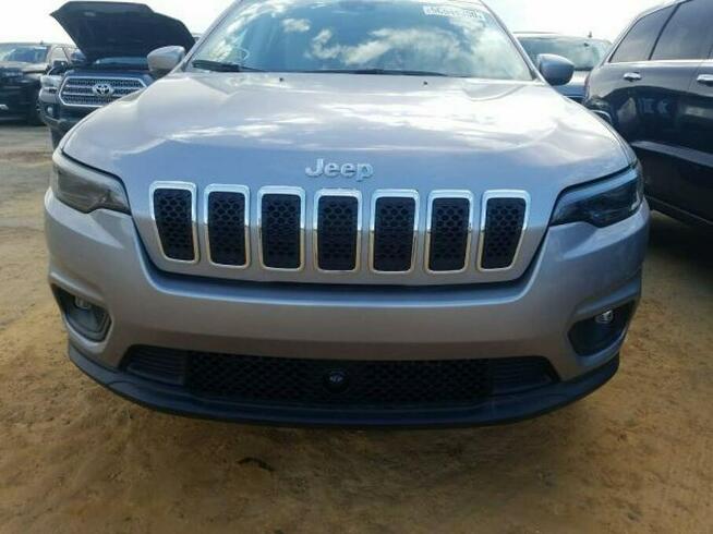 Jeep Cherokee 2020, 3.2L, Latitude Plus, porysowany lakier