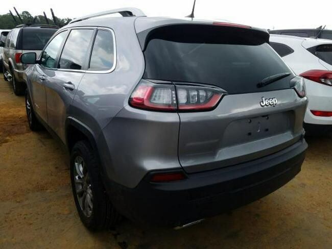 Jeep Cherokee 2020, 3.2L, Latitude Plus, porysowany lakier