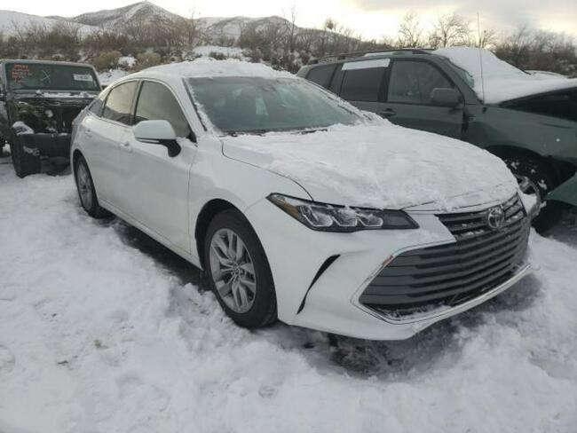 Toyota Avalon 2021, 2.5L, XLE, 4x4, porysowany lakier