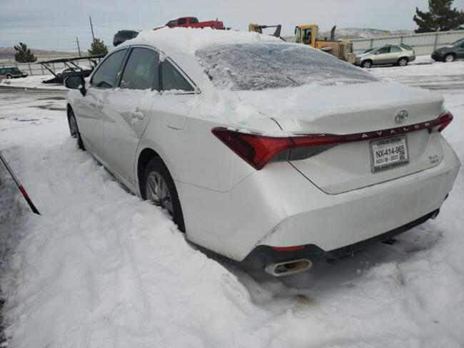 Toyota Avalon 2021, 2.5L, XLE, 4x4, porysowany lakier