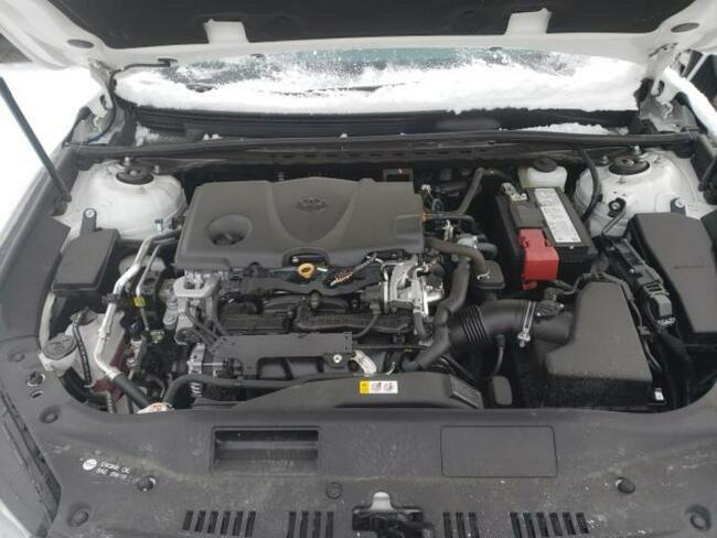 Toyota Avalon 2021, 2.5L, XLE, 4x4, porysowany lakier