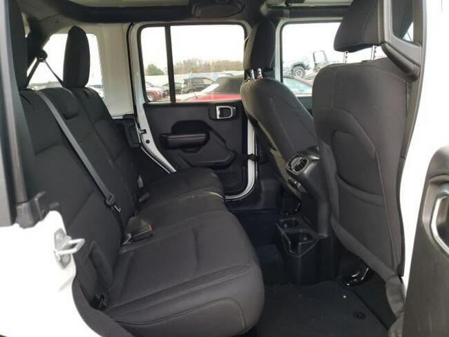 Jeep Wrangler 2020, 3.6L, Unlimited, 4x4, porysowany lakier