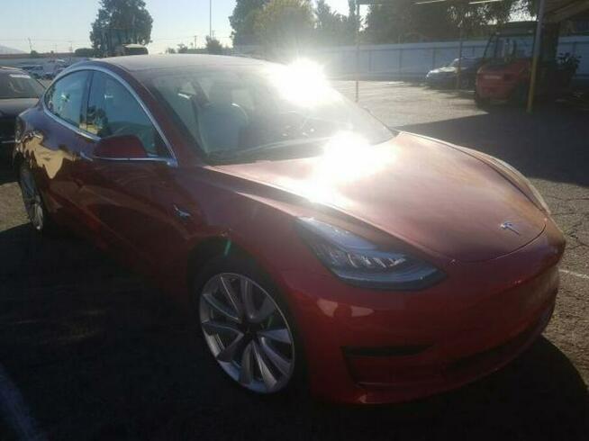 Tesla Model 3 2020, Long Range, 4x4, porysowany lakier