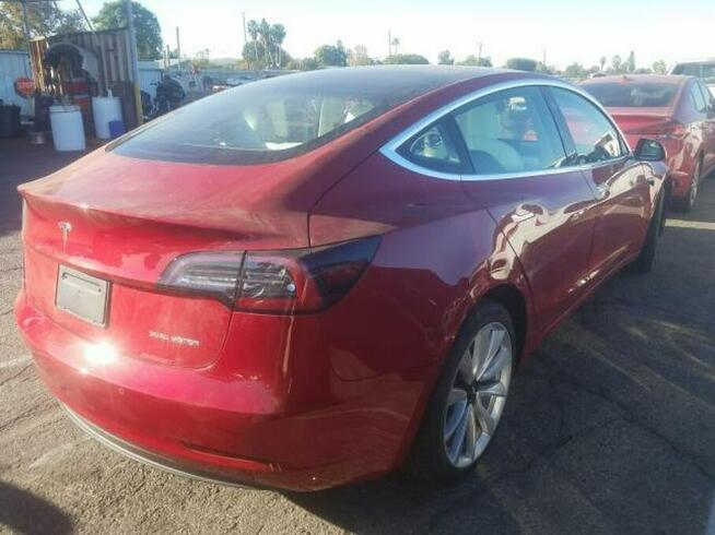 Tesla Model 3 2020, Long Range, 4x4, porysowany lakier