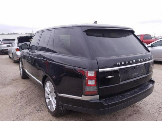 Land Rover Range Rover 2016, 5.0L, 4x4, porysowany lakier