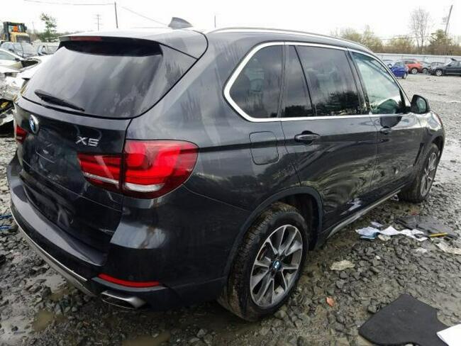 BMW X5 2018, 3.0L, 4x4, uszkodzona maska