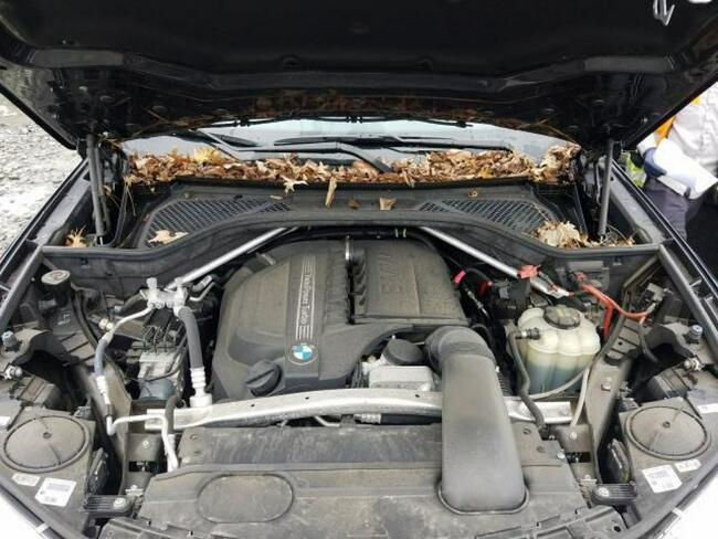 BMW X5 2018, 3.0L, 4x4, uszkodzona maska