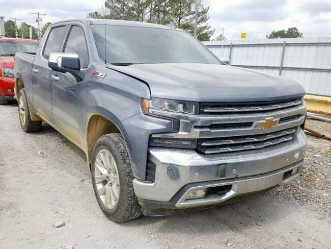 Chevrolet Silverado 2019, 5.3L, 4x4, po gradobiciu