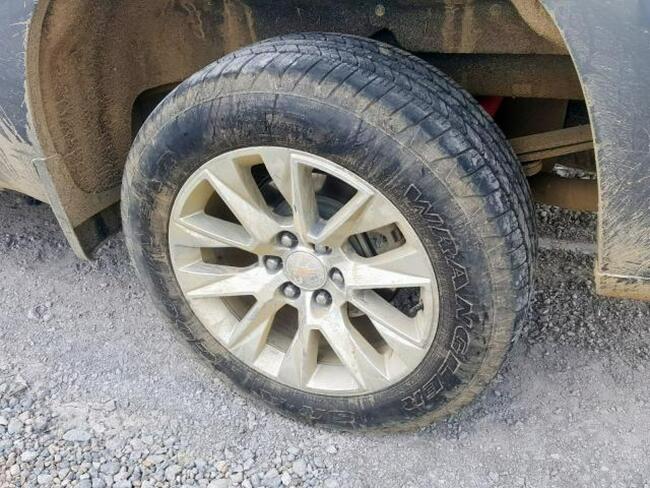 Chevrolet Silverado 2019, 5.3L, 4x4, po gradobiciu