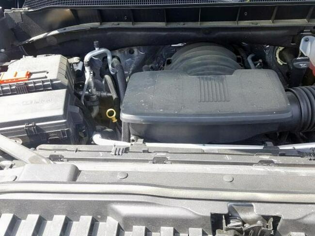 Chevrolet Silverado 2019, 5.3L, 4x4, po gradobiciu